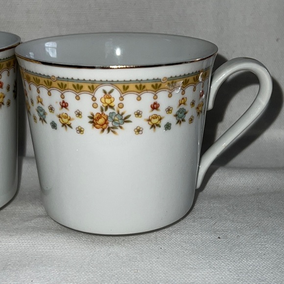 Garden Bouquet fine china set of 2 coffee cup glasses pre loved floral gold trim - Picture 5 of 11